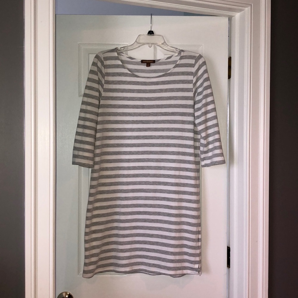 Striped quarter sleeve sweater dress